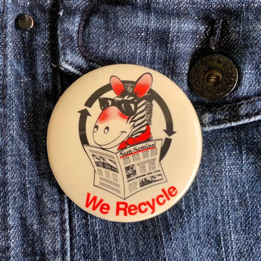 ♻️ We Recycle | Vintage Pin Button Flare 80’s 90’s
